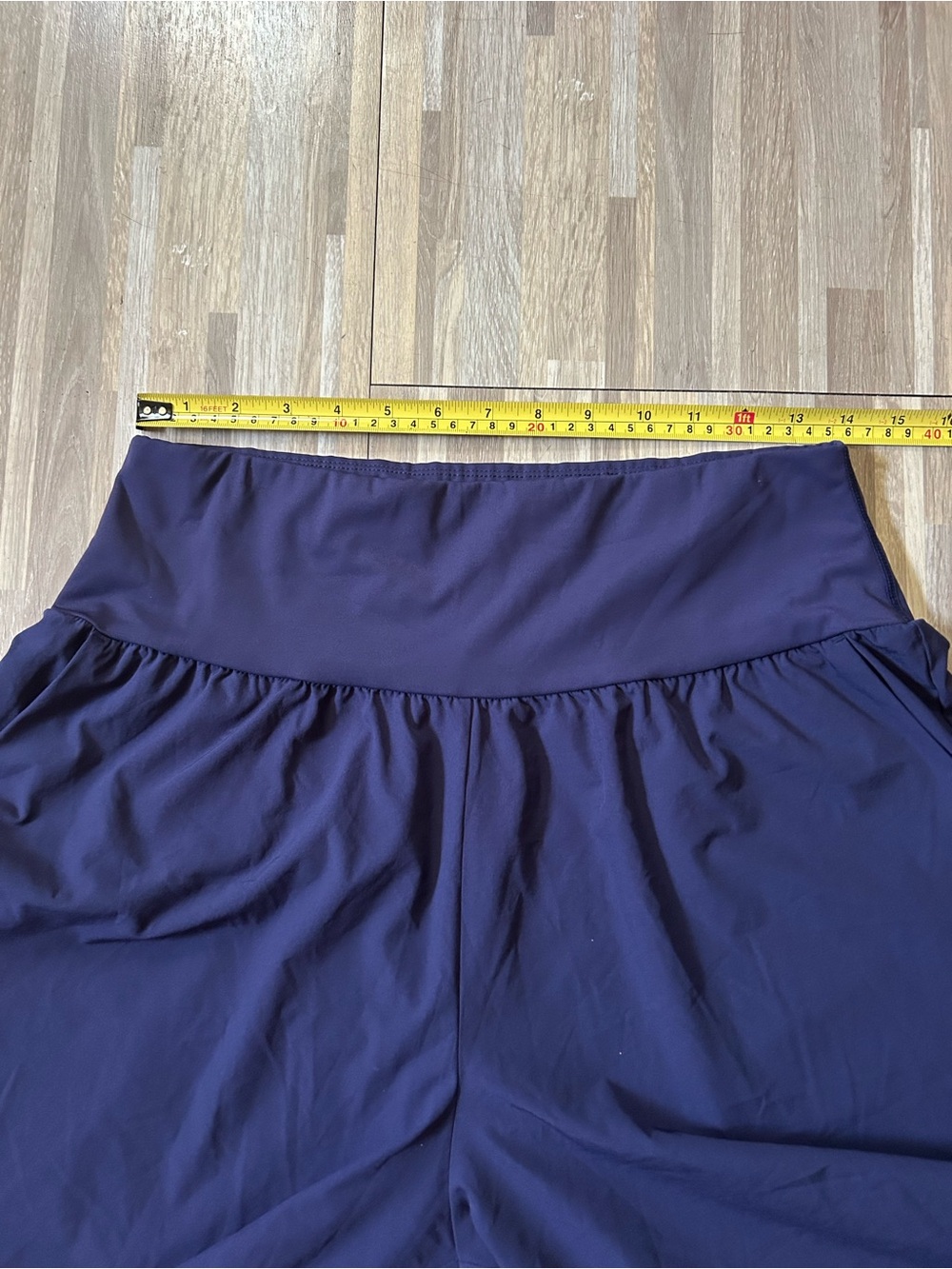 Halara Breezeful High Waisted Tummy Control Split Hem Quick Dry Capri Pants Sz L - Picture 7 of 10